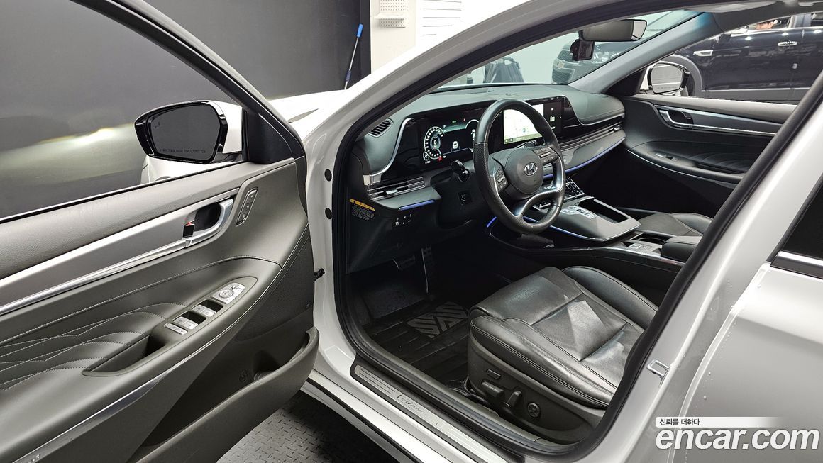 Hyundai Grandeur 2020