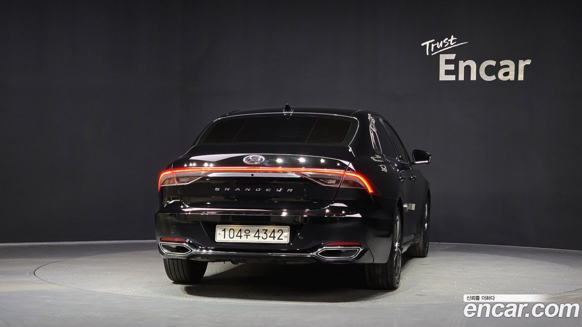 Hyundai Grandeur 2022