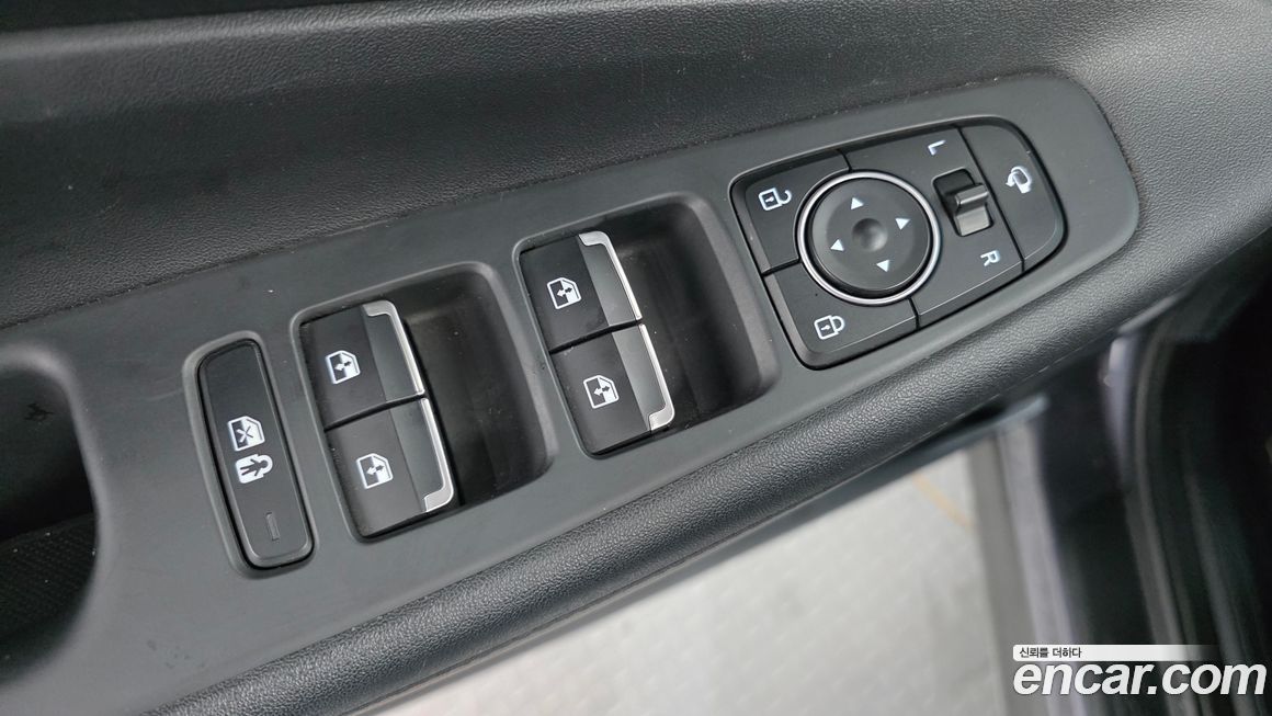 Hyundai Santafe 2022