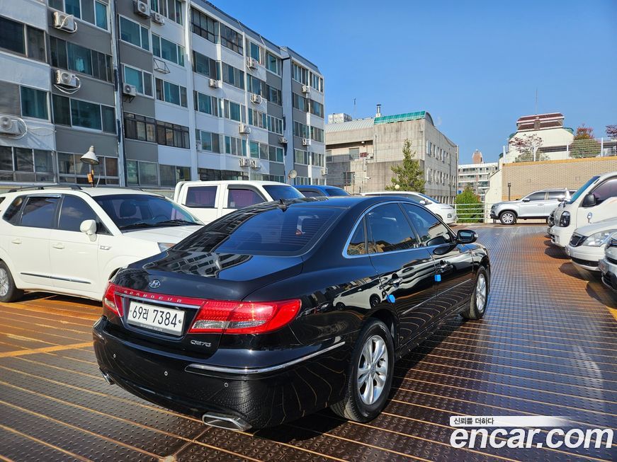 Hyundai Grandeur 2011