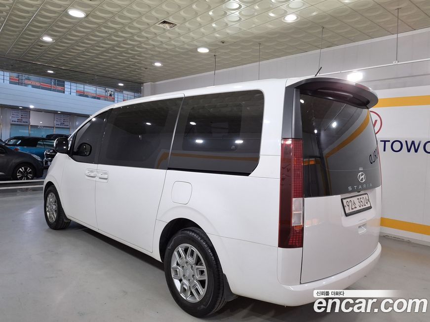 Hyundai Staria 2022