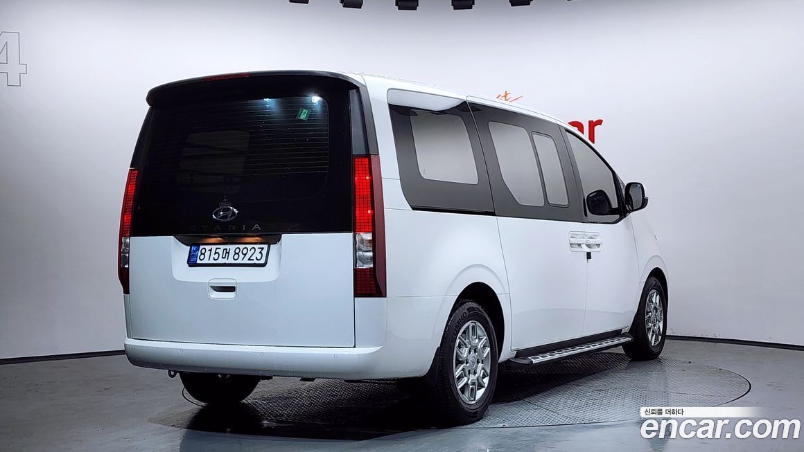 Hyundai Staria 2023