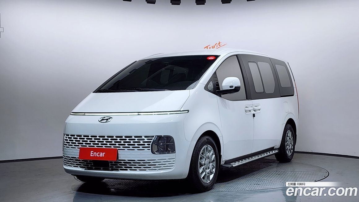 Hyundai Staria 2023