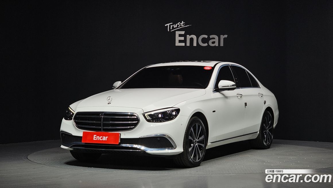 Mercedes-Benz E-Class 2021