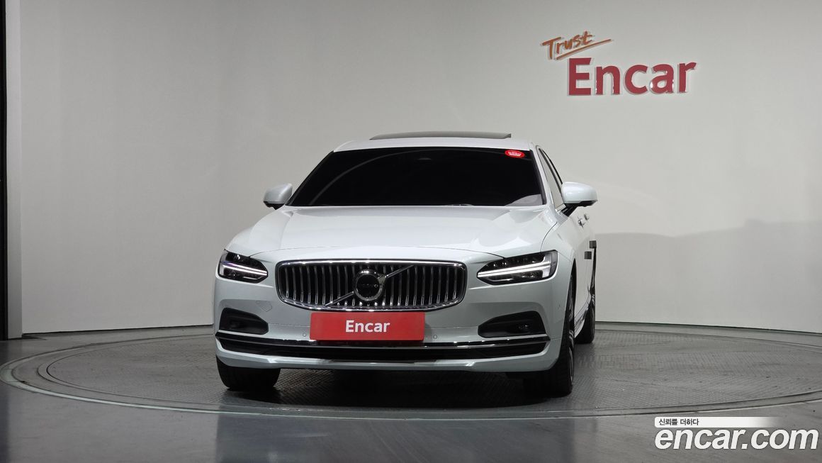 Volvo S90 2023