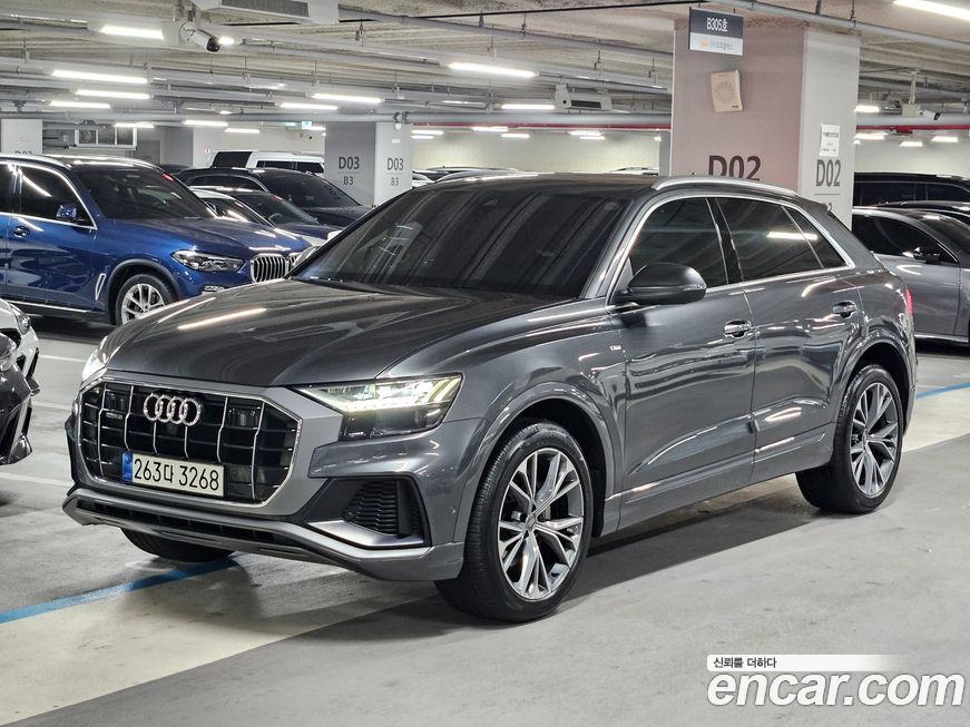 Audi Q8 2021