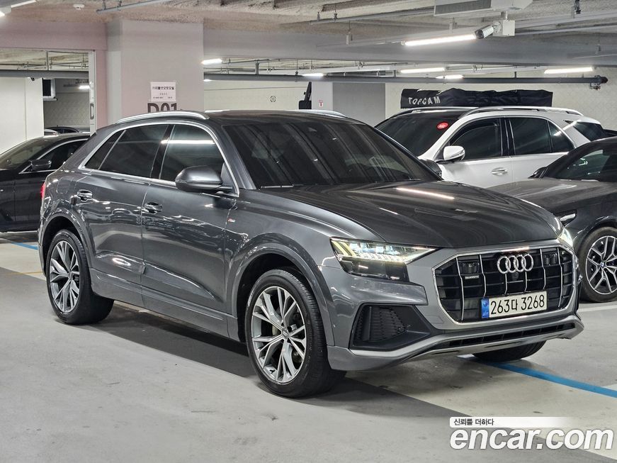Audi Q8 2021