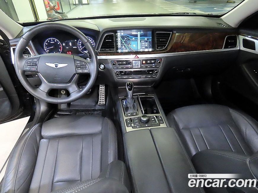 Hyundai Genesis 2016