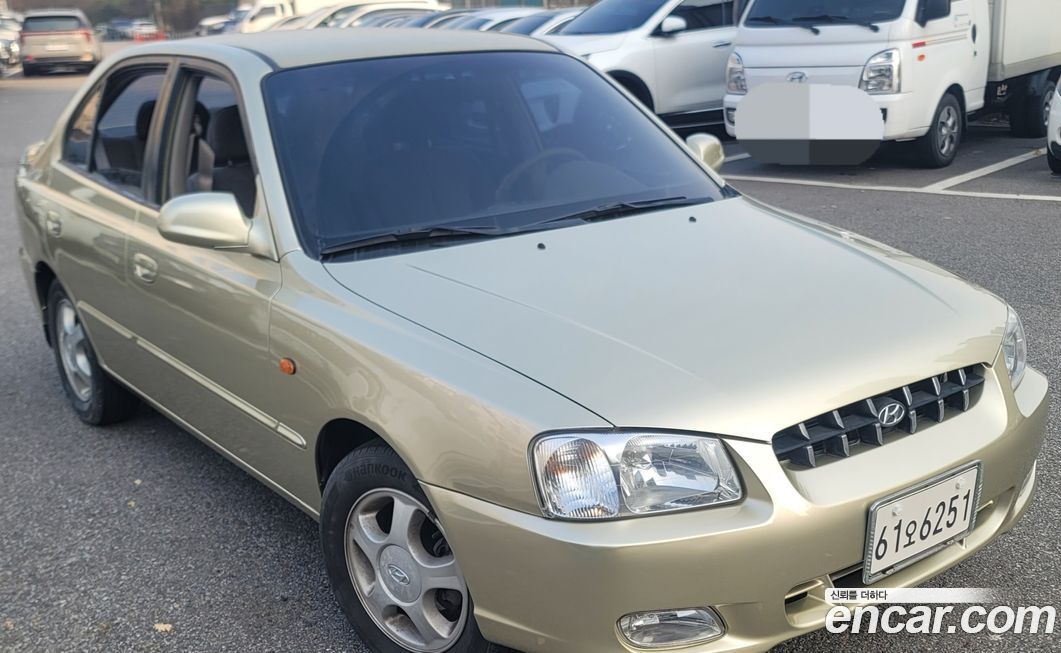 Hyundai Verna 2000