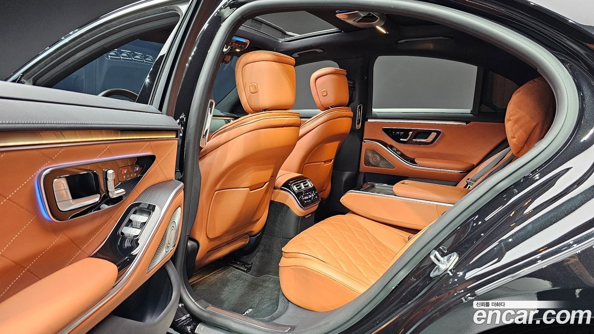 Mercedes-Benz S-Class 2023