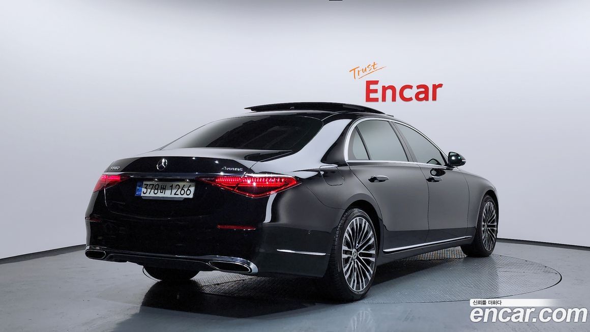 Mercedes-Benz S-Class 2022