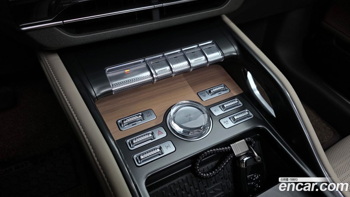 Lincoln Nautilus 2025