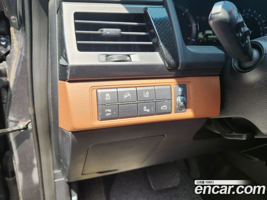 KG_Mobility_Ssangyong Rexton 2020