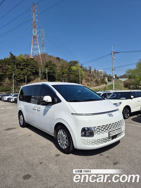 Hyundai Staria 2023