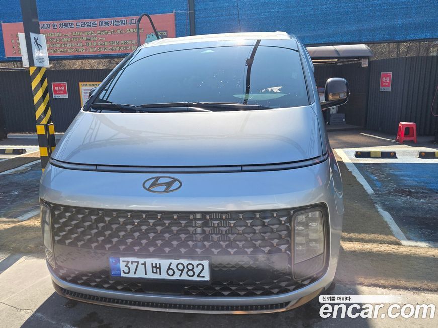 Hyundai Staria 2022