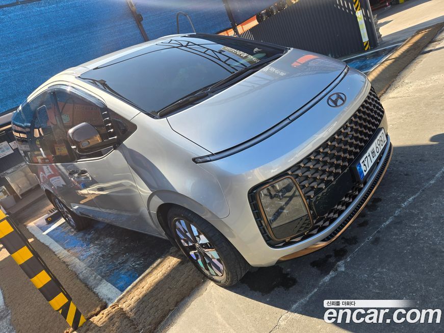 Hyundai Staria 2022