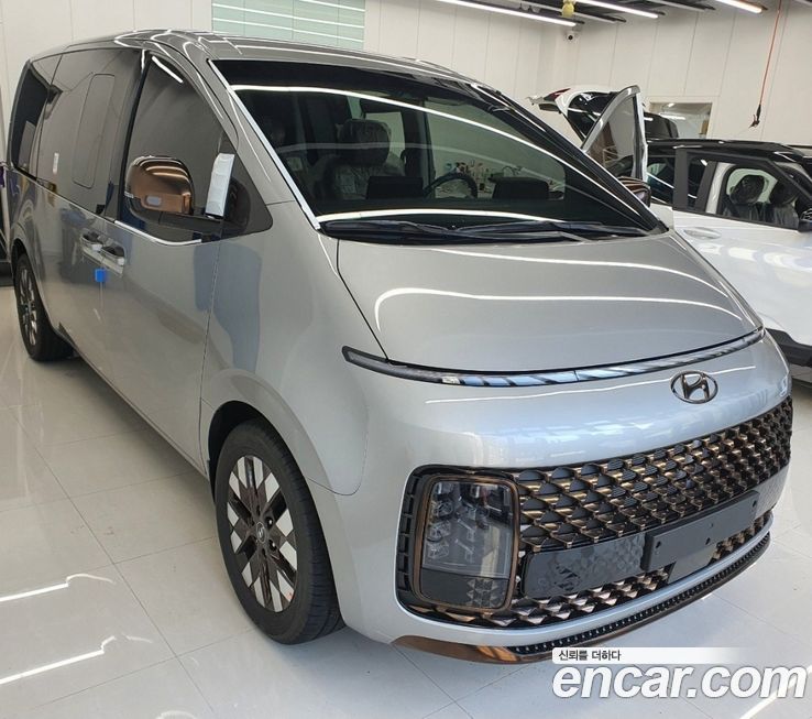 Hyundai Staria 2022