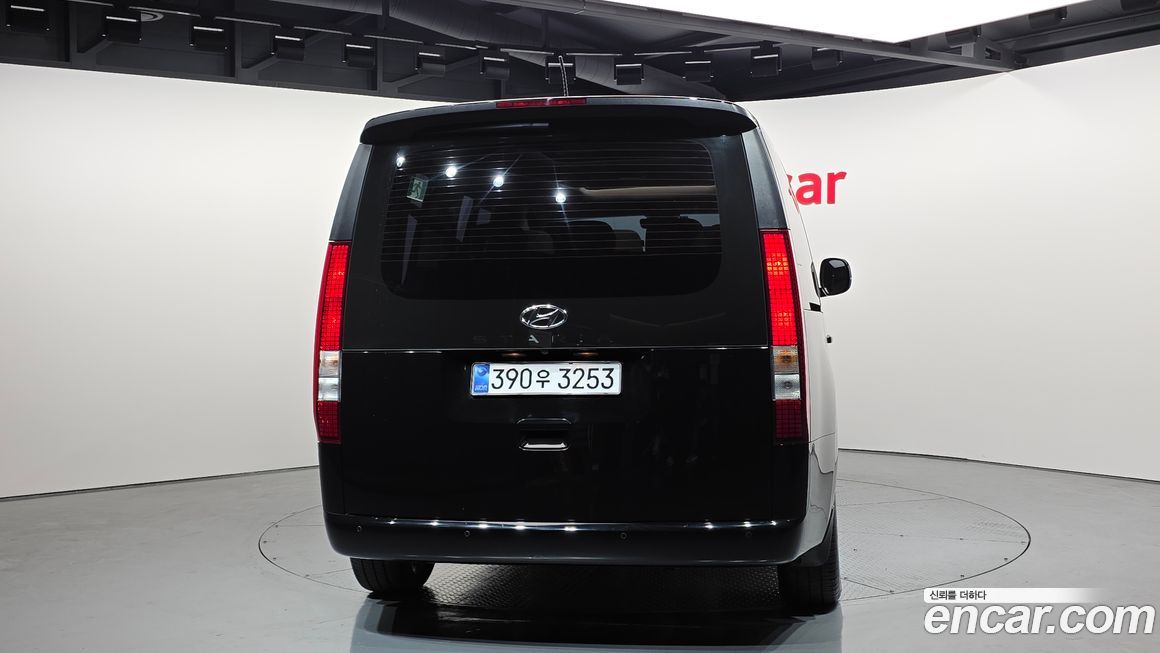 Hyundai Staria 2024