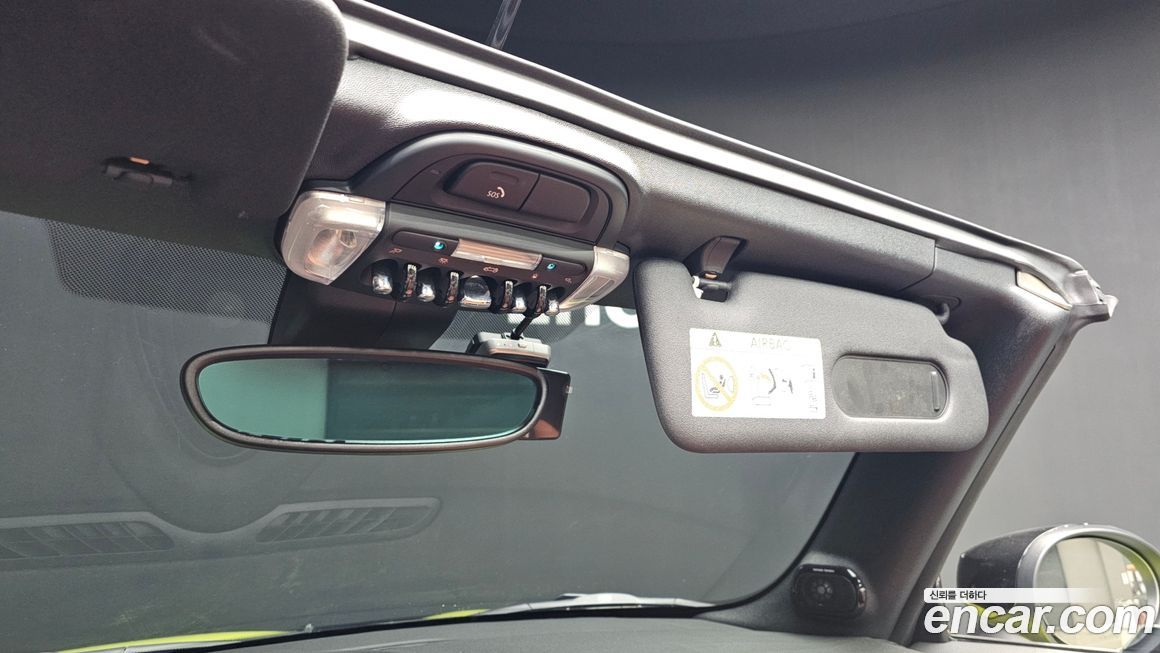 Mini Cooper Convertible 2024