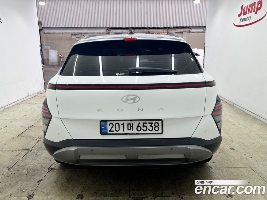 Hyundai Kona 2025