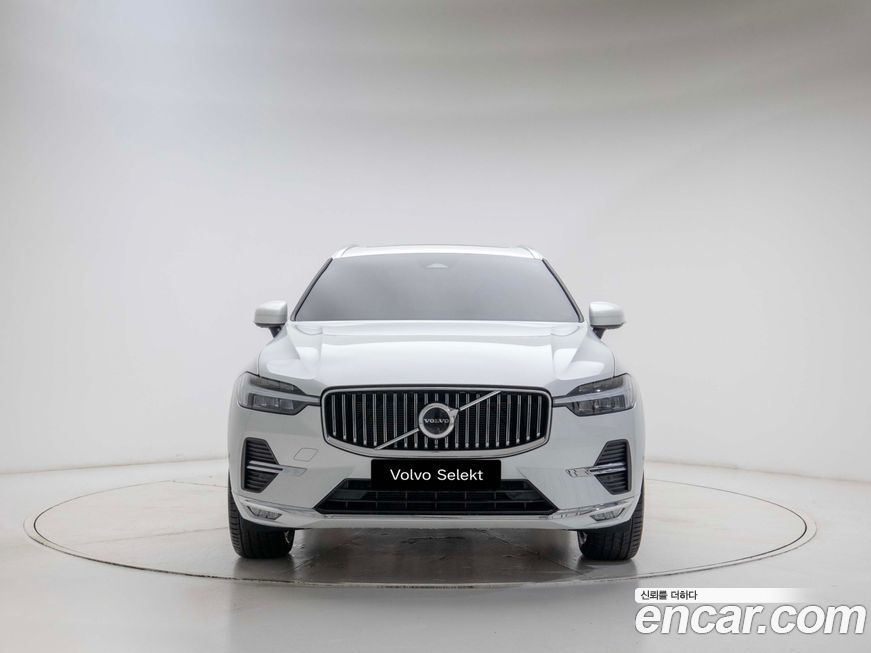 Volvo XC60 2022