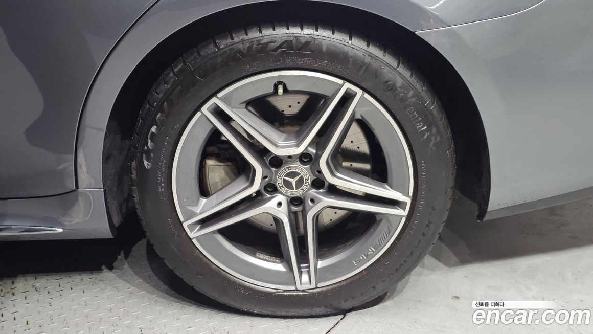 Mercedes-Benz S-Class 2022