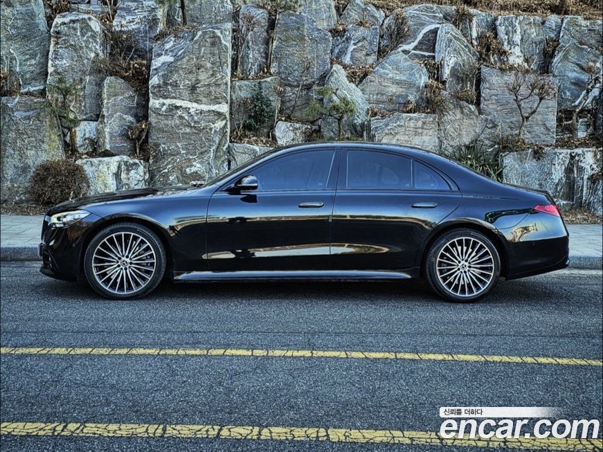 Mercedes-Benz S-Class 2022