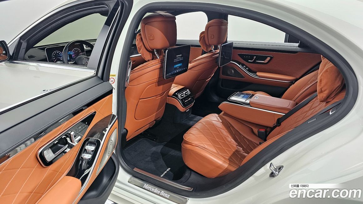 Mercedes-Benz S-Class 2021