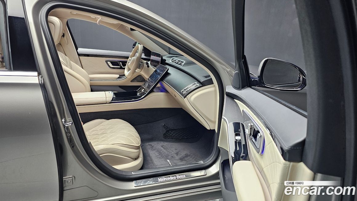 Mercedes-Benz S-Class 2022