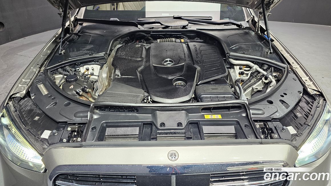 Mercedes-Benz S-Class 2022