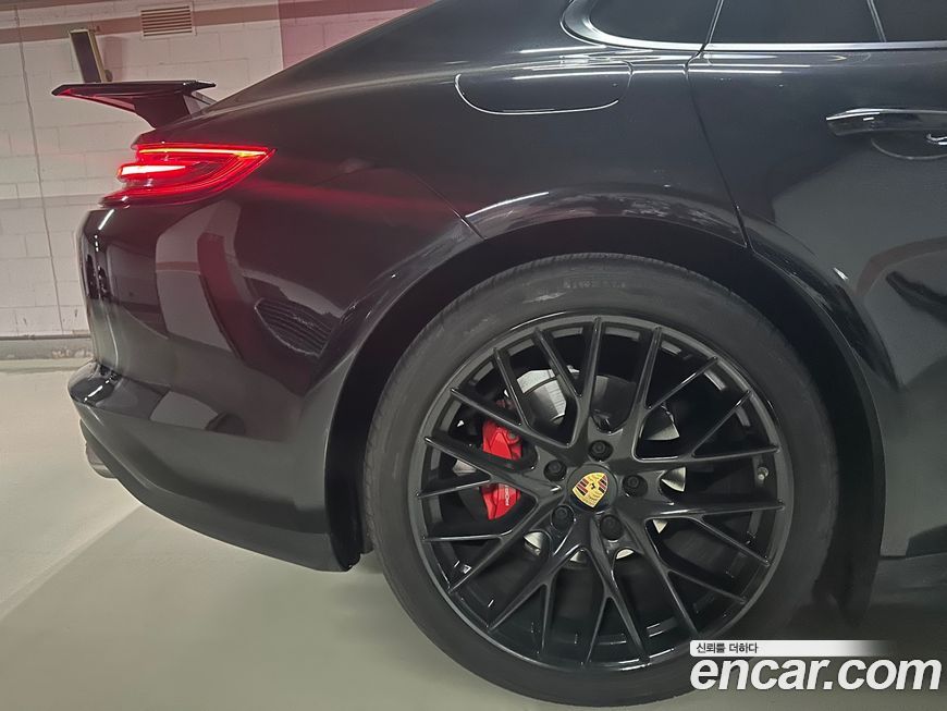 Porsche Panamera 2018