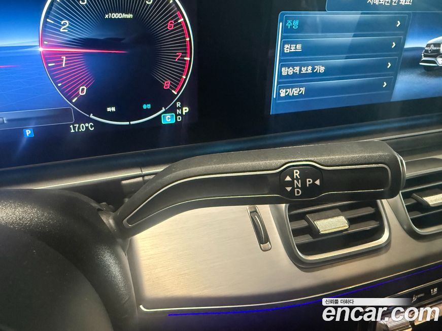 Mercedes-Benz GLE-Class 2025