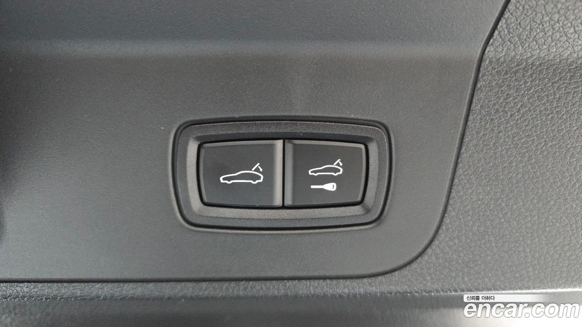 Porsche Panamera 2023