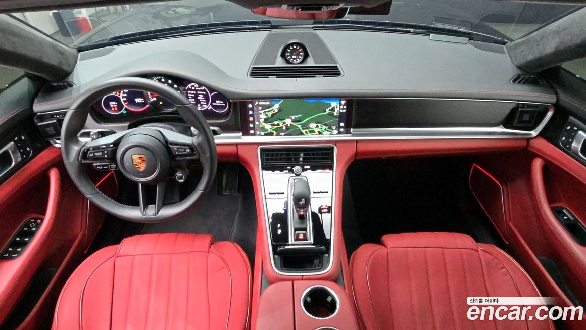 Porsche Panamera 2023