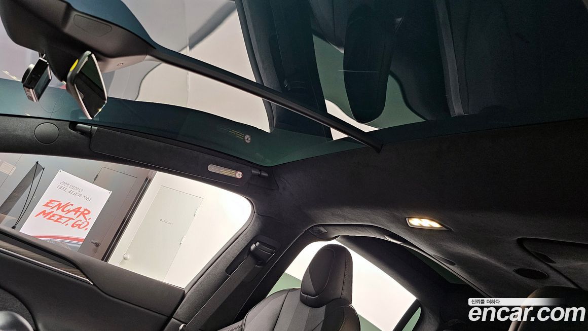 Tesla Model X 2023