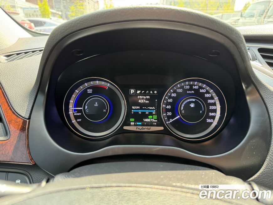 Hyundai Grandeur 2016