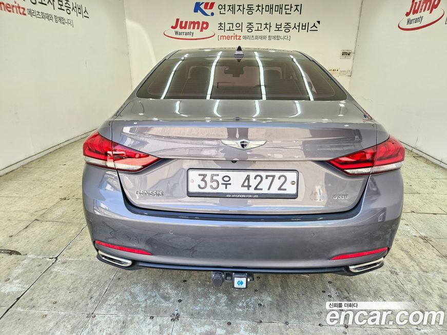 Hyundai Genesis 2015