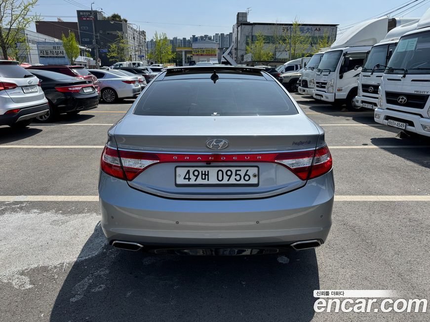 Hyundai Grandeur 2016