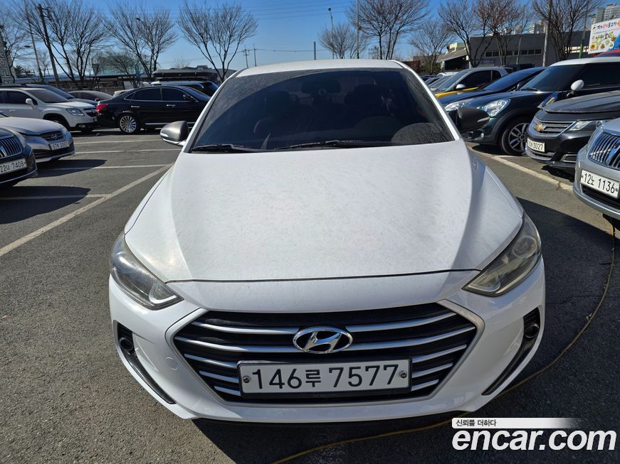 Hyundai AVANTE 2016