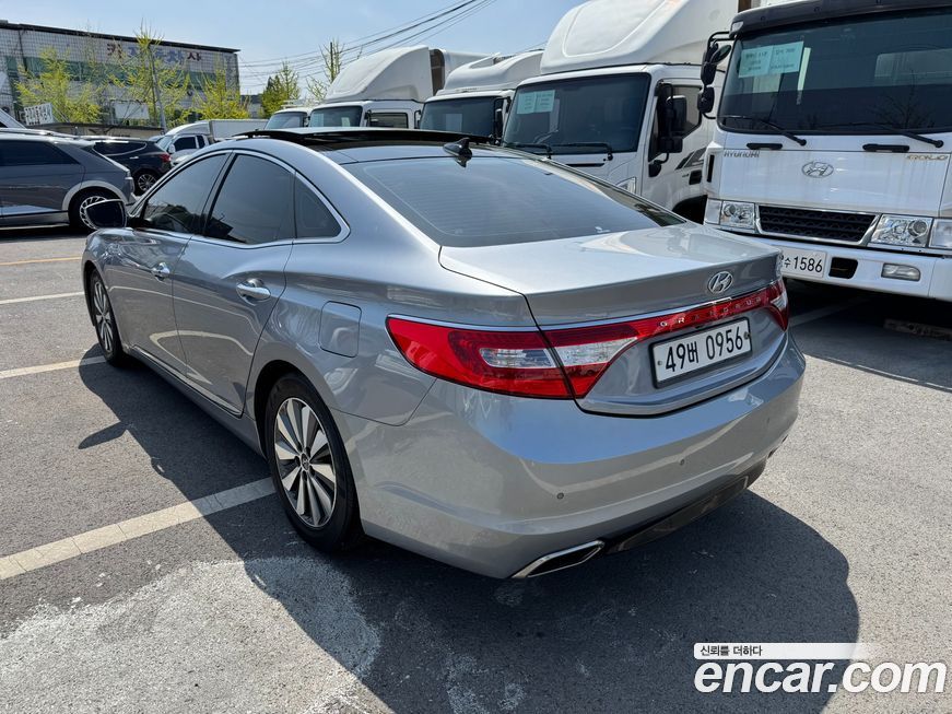 Hyundai Grandeur 2016