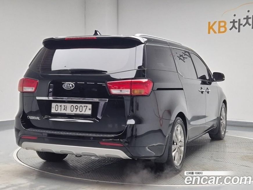 Kia Canival 2016