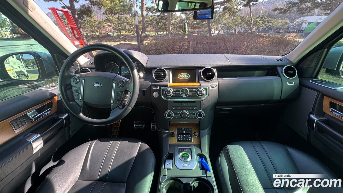 Land Rover Discovery 2015