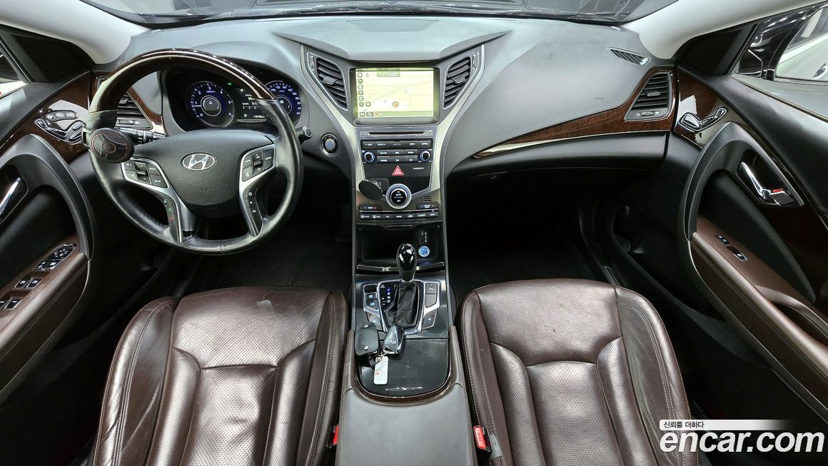 Hyundai Grandeur 2016