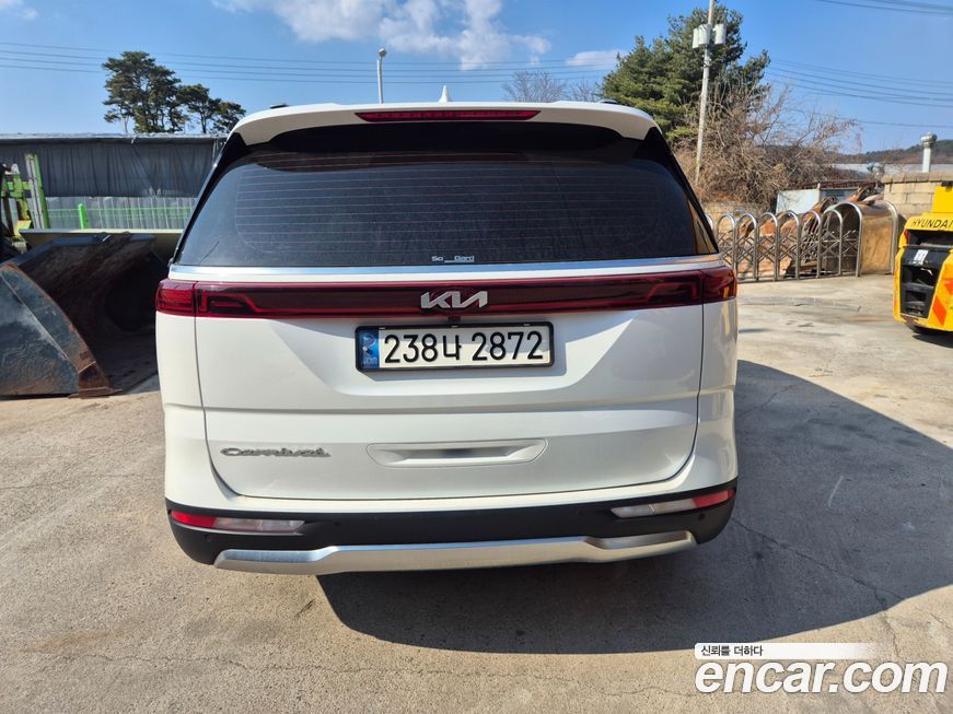 Kia Canival 2021
