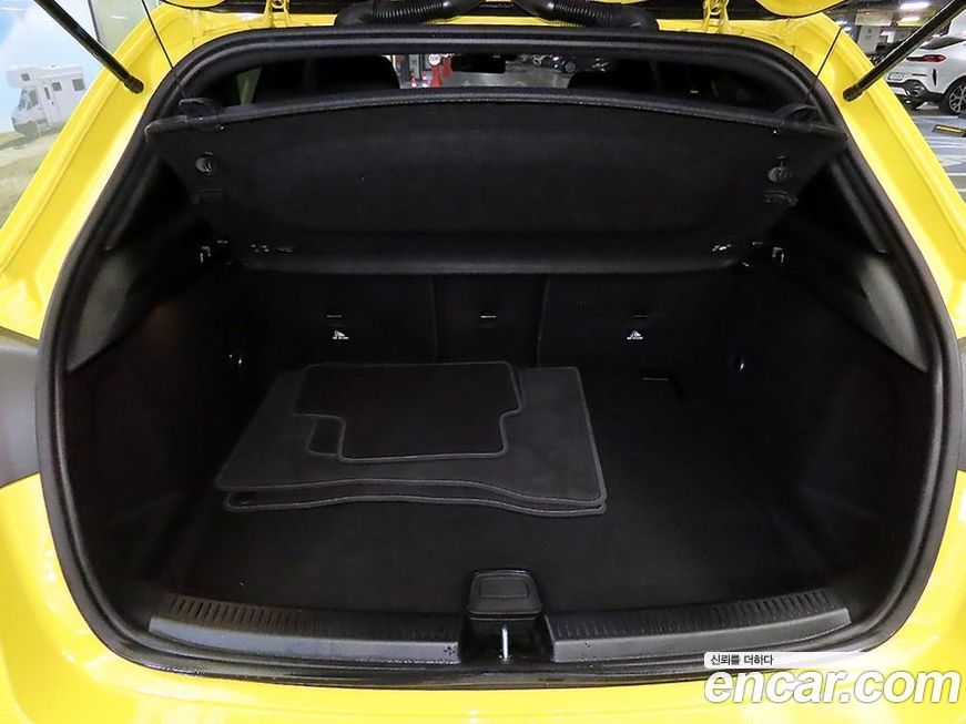 Mercedes-Benz A-Class 2021