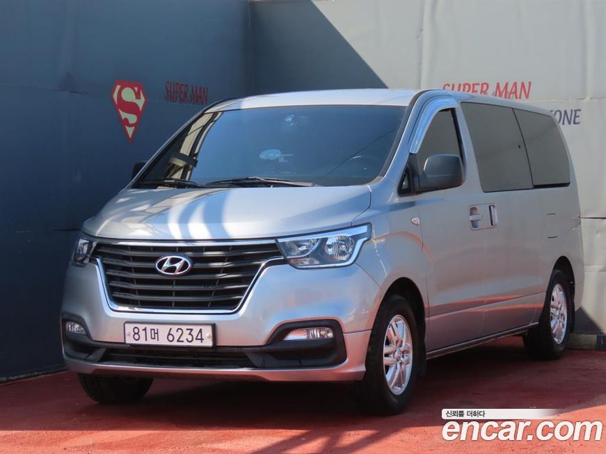 Hyundai Starex 2021