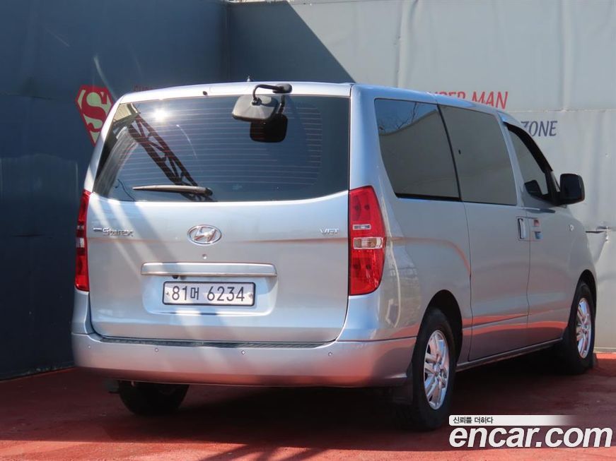 Hyundai Starex 2021