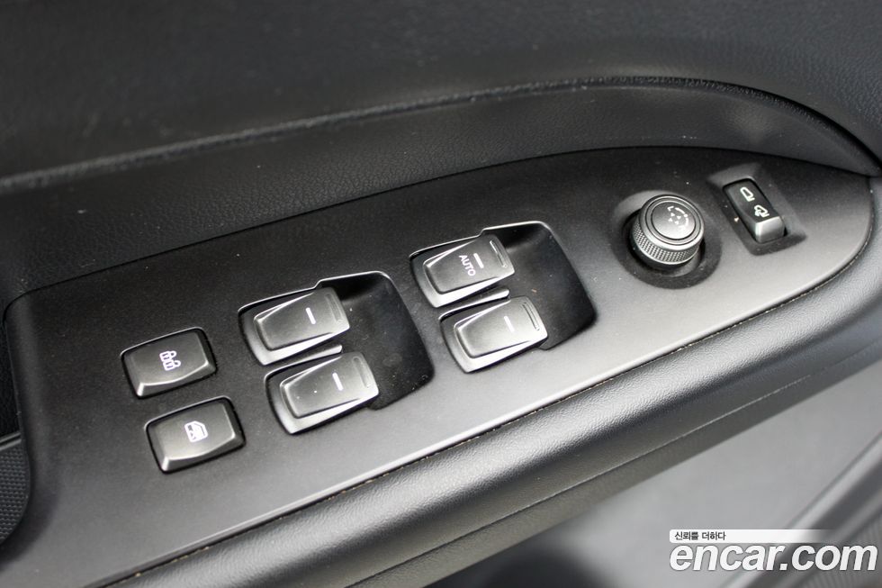 KG_Mobility_Ssangyong Rexton 2020