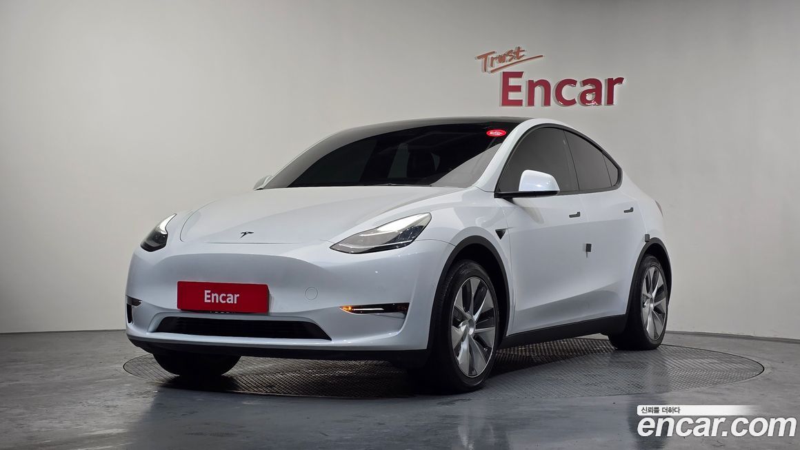 Tesla Model Y 2021