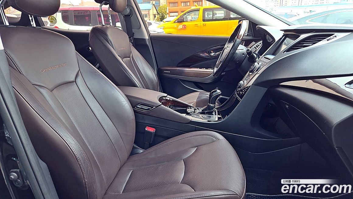 Hyundai Grandeur 2012